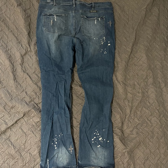 Cowgirl Tuff woman’s jeans - Picture 2 of 3